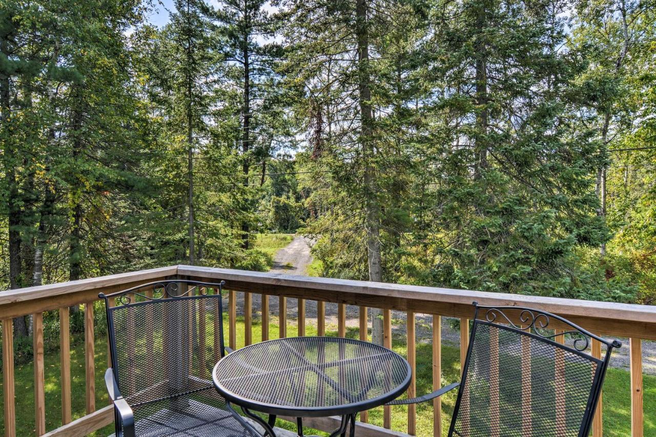 Riverfront Traverse City Cabin Fish, Kayak And Tube Exteriör bild
