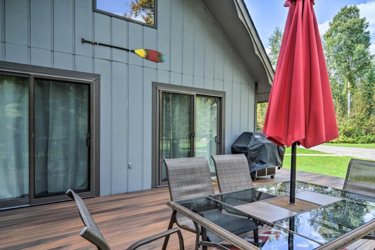 Riverfront Traverse City Cabin Fish, Kayak And Tube Exteriör bild